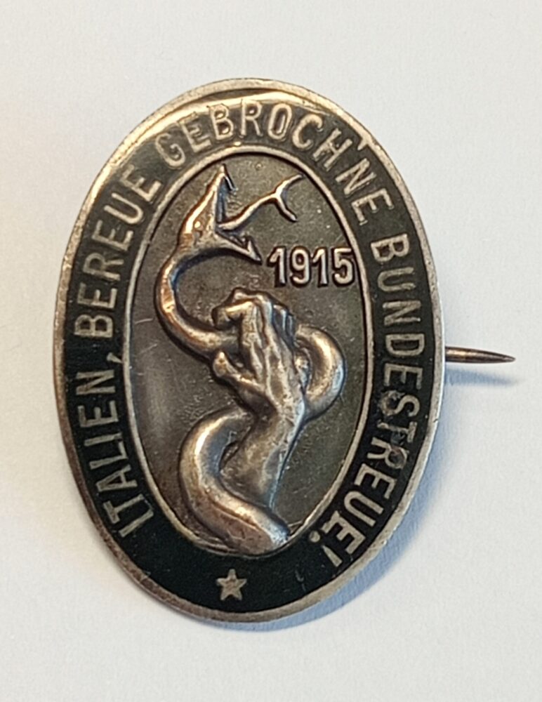 K.u.K. Kappenabzeichen ITALIEN BEREUE GEBROCHNE BUNDESTREUE 1915